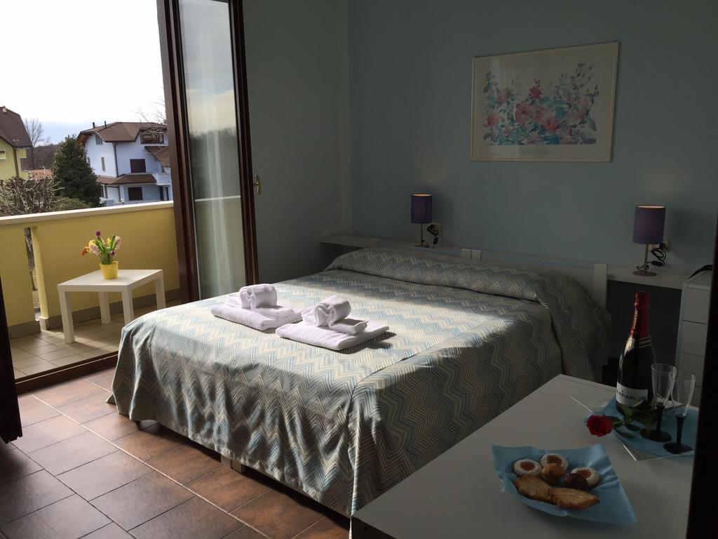 Albergo Residence Isotta Veruno Εξωτερικό φωτογραφία