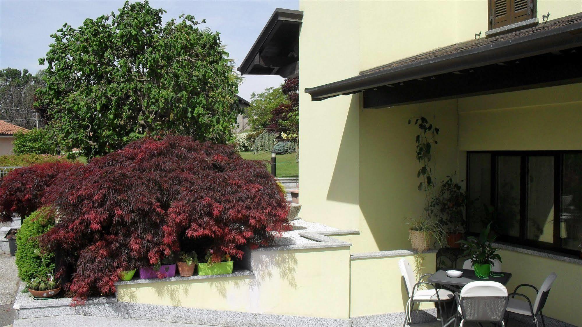 Albergo Residence Isotta Veruno Εξωτερικό φωτογραφία