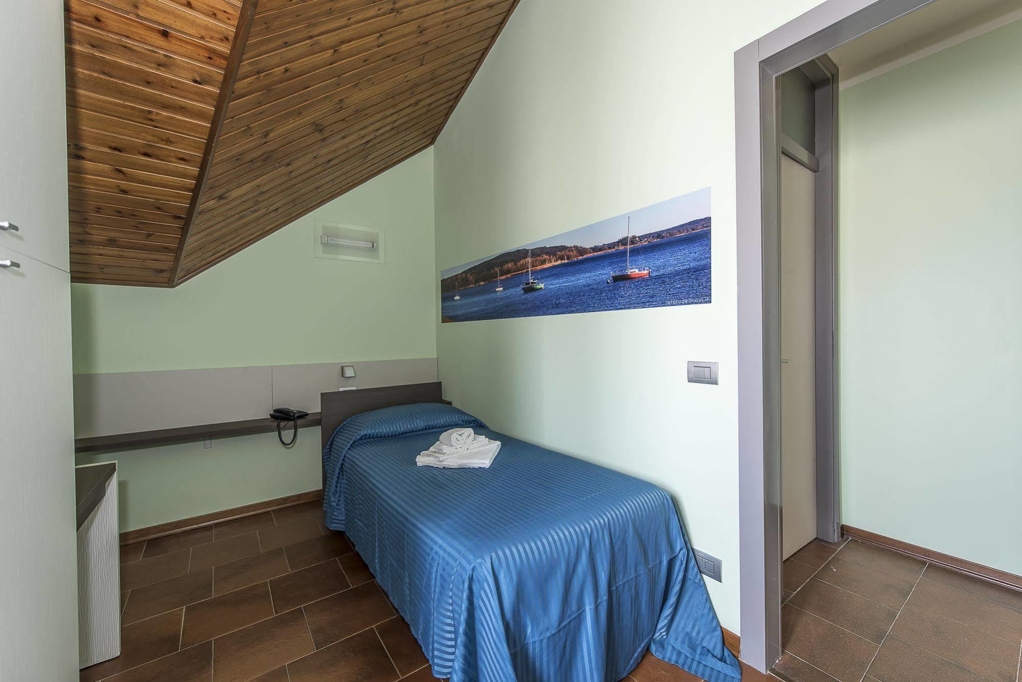 Albergo Residence Isotta Veruno Εξωτερικό φωτογραφία